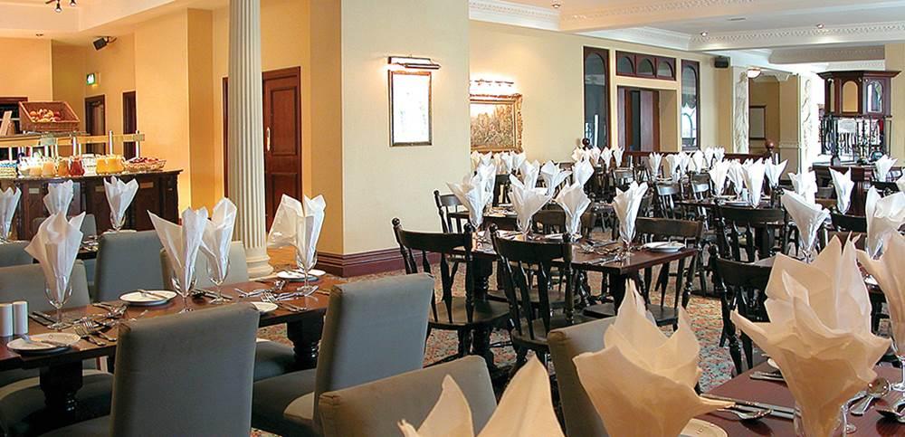 Britannia Hotel, Стокпорт Экстерьер фото