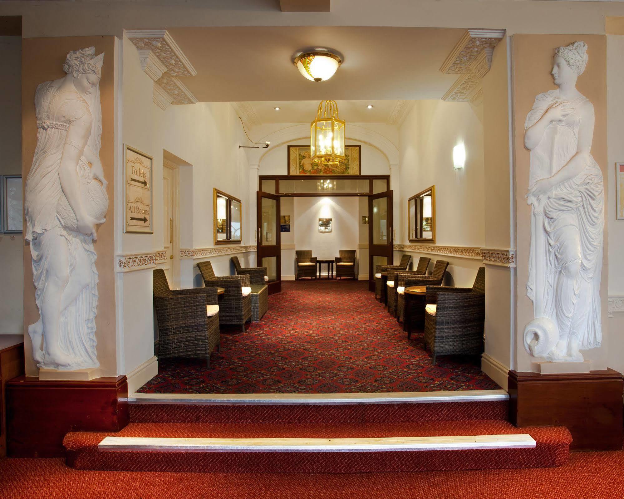 Britannia Hotel, Стокпорт Экстерьер фото