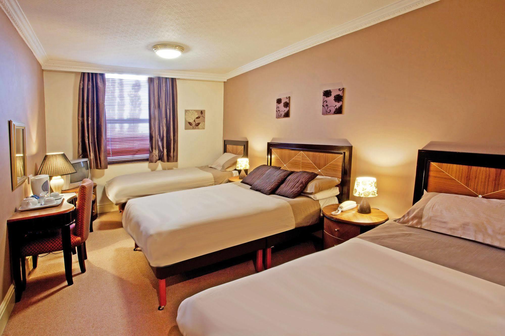 Britannia Hotel, Стокпорт Экстерьер фото